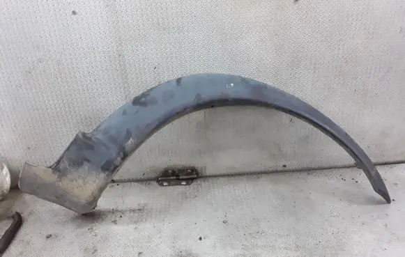 Volvo XC70 Fender trim (molding) 09190878