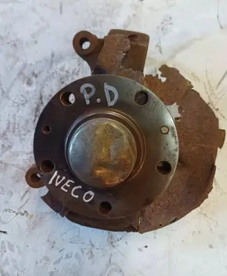 Iveco Daily 35 - 40.10 Front wheel hub