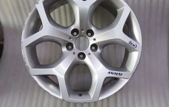 BMW X5 E70 R20 alloy rim 