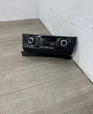 Audi Q5 SQ5 Climate control unit 8K1820043T A2C37832700