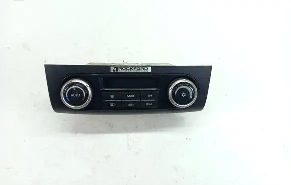 Mitsubishi Pajero Climate control unit 7820A133XA 146570-5124 133XA