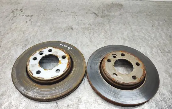 Volkswagen Transporter - Caravelle T5 Rear brake disc