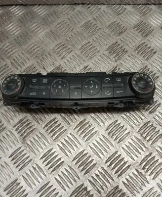 Mercedes-Benz E W211 Climate control unit A2118300385