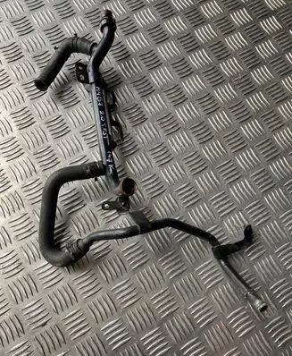 Audi A4 S4 B7 8E 8H Engine coolant pipe/hose 06B121065J 06D121082B