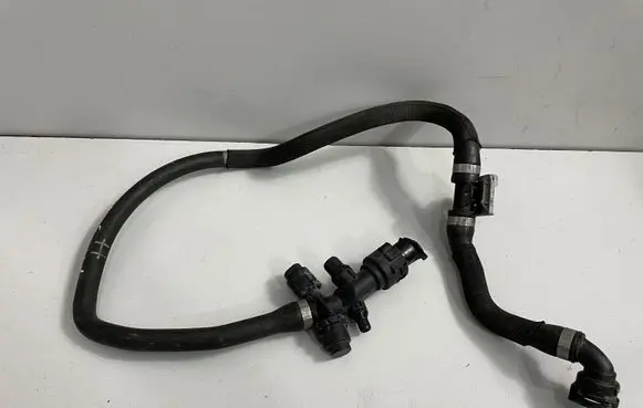 BMW X6 F16 Engine coolant pipe/hose 8514220