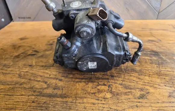 Opel Antara Fuel injection high pressure pump 28318240 25187376 0765683HFR