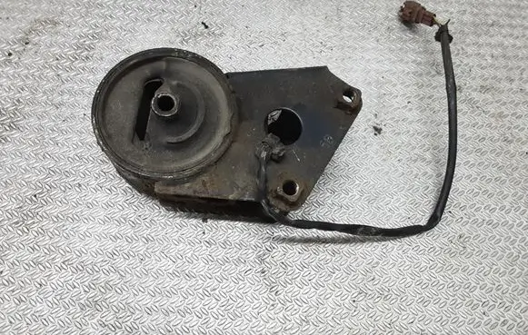 Nissan Murano Z50 Engine mount bracket