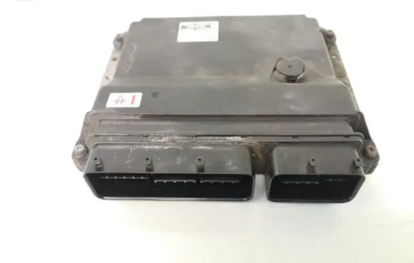 Lexus IS 220D-250-350 Engine control unit/module 8966153700 1758007704