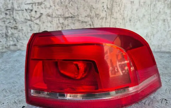 Volkswagen PASSAT B7 Rear/tail lights 3AF945096C 605122