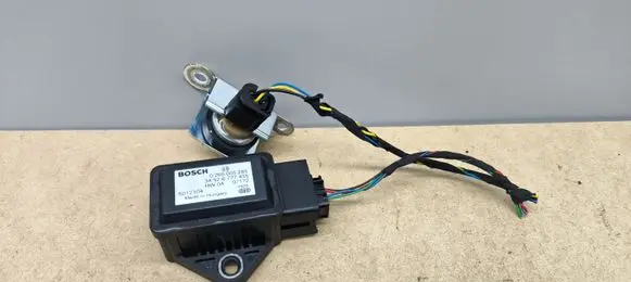 BMW 7 E65 E66 ESP acceleration yaw rate sensor 6777435