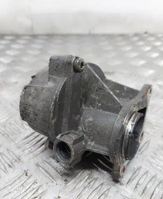 Nissan Primera Vacuum pump