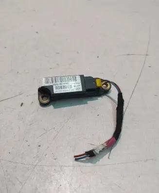 Mercedes-Benz C W203 Airbag deployment crash/impact sensor 0018204426 00030118314149