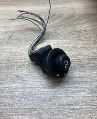 Ford Mondeo Mk III Wing mirror switch 93BG17B676BB