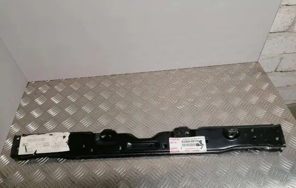 Toyota Corolla E120 E130 Radiator mount bracket 5320502150