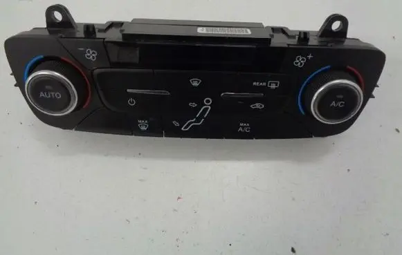 Ford Focus Climate control unit F1ET18C612AJ