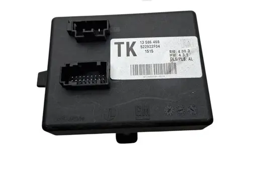 Opel Mokka Tow bar trailer control unit/module 13586468 522922F04