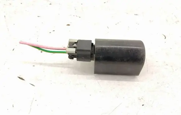Peugeot 607 Cruise control relay 9656112480