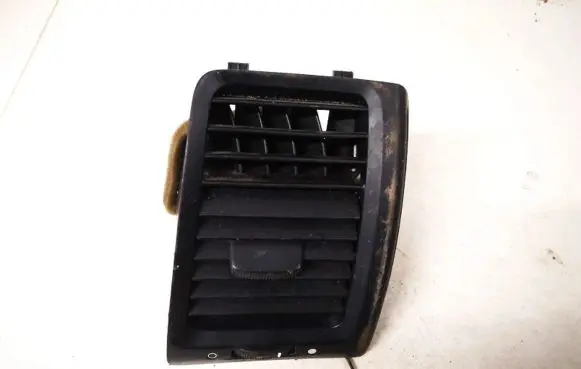 Honda Accord Dash center air vent grill e6165131100 e616-5131-100