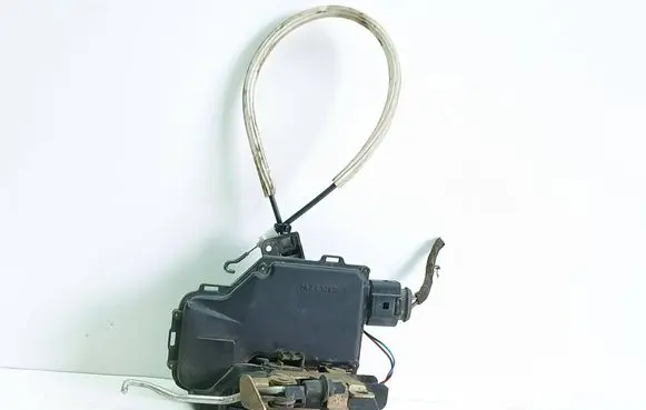 Audi A6 S6 C5 4B Front door lock