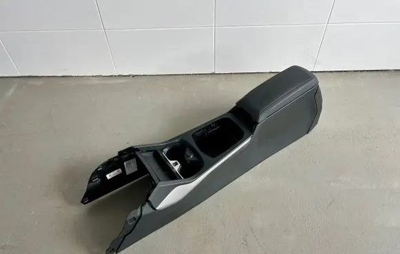 BMW 1 F40 Center console bmwf40tunel