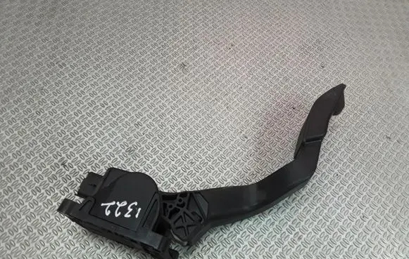 Peugeot 307 Accelerator throttle pedal 0280755041 9680565880