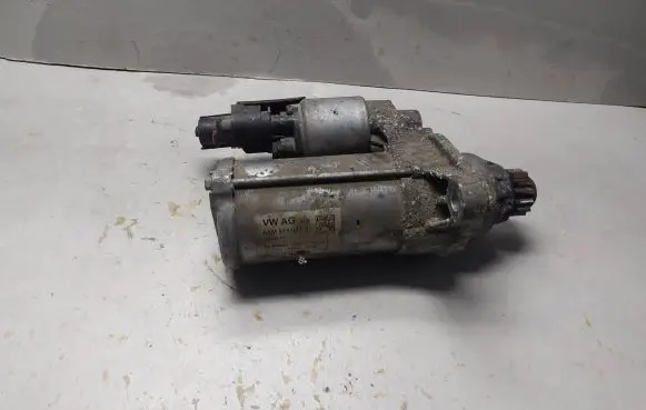 Volkswagen PASSAT CC Starter motor 0AM911023R 14042013 0001179522