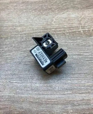 Renault Megane II Airbag deployment crash/impact sensor 8200236286B 601298200