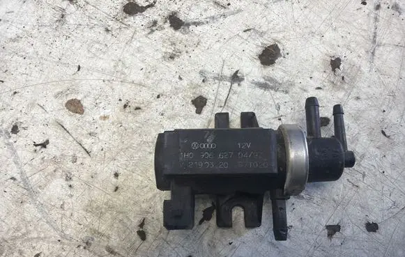 Audi A4 S4 B5 8D Turbo solenoid valve 1H0906627