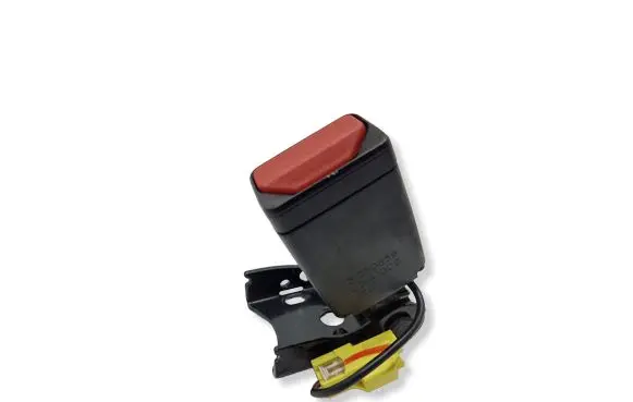 Volvo V60 Rear seatbelt buckle 31250659 20141009