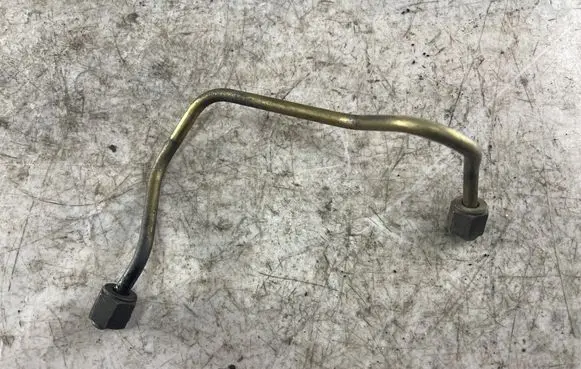 Fuel injector supply line/pipe