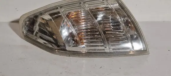 Nissan X-Trail T30 Front indicator light 3443