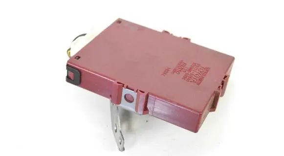 Toyota Prius (XW20) Gateway control module 8911147040