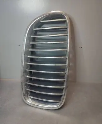 BMW 5 F10 F11 Front bumper upper radiator grill 18801310 51137203203