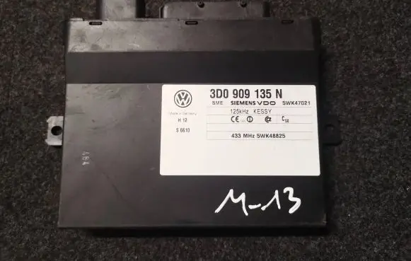 Volkswagen Touareg I Keyless (KESSY) go control unit/module 3D0909135N 5WK48825