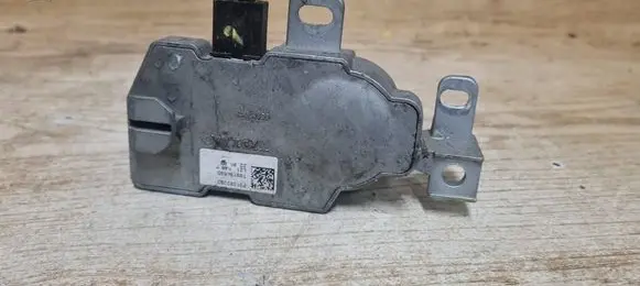 Volvo V50 Steering wheel lock P31202262