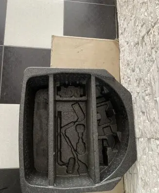 Toyota Auris E180 Glove box in trunk 6477702170