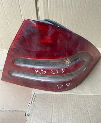 Mercedes-Benz C W203 Rear/tail lights