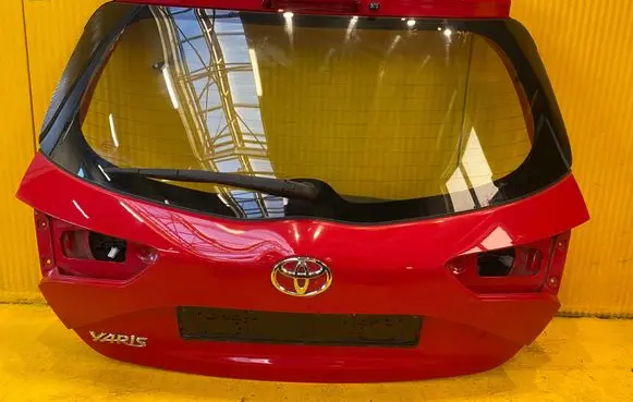 Toyota Yaris XP210 Truck tailgate 