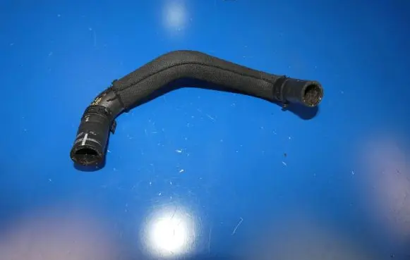 Mercedes-Benz CLC CL203 Engine coolant pipe/hose