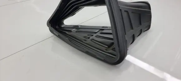 Audi Q5 SQ5 Air intake duct part 8R0129739