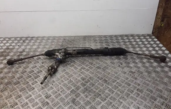 Nissan X-Trail T30 Steering rack 