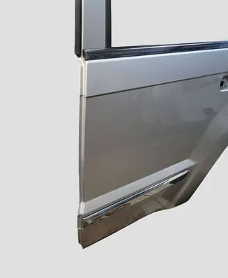 Jeep Grand Cherokee (WK) Rear door