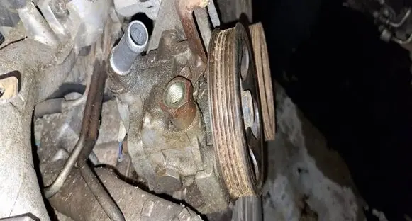 Subaru Forester SG Power steering pump 