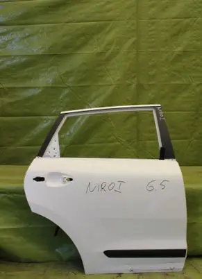 KIA Niro Front door 000259
