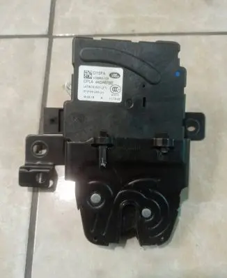 Land Rover Range Rover L405 Tailgate lock latch CPLA442A67BE C05882105