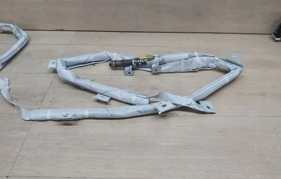 Toyota RAV 4 (XA40) Airbag squib ring wiring 