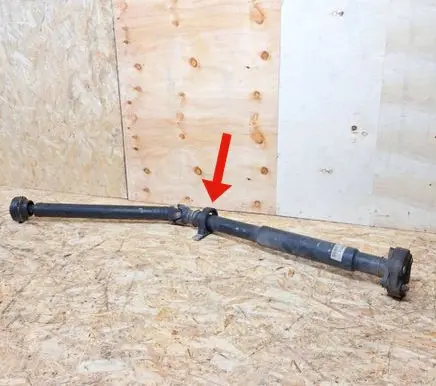 BMW 5 E60 E61 Drive shaft (set) 7534632 26107534632