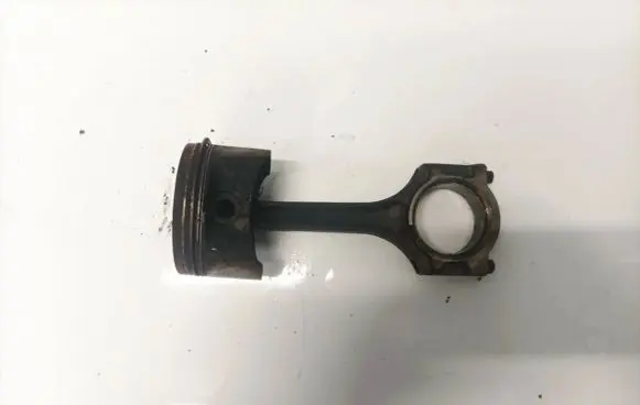 Ford Focus Piston with connecting rod