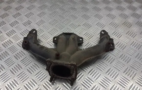 Skoda Fabia Mk1 (6Y) Exhaust manifold 047253033F