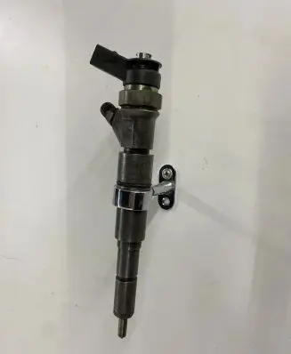 BMW 7 E65 E66 Fuel injector 7789661 0445110131